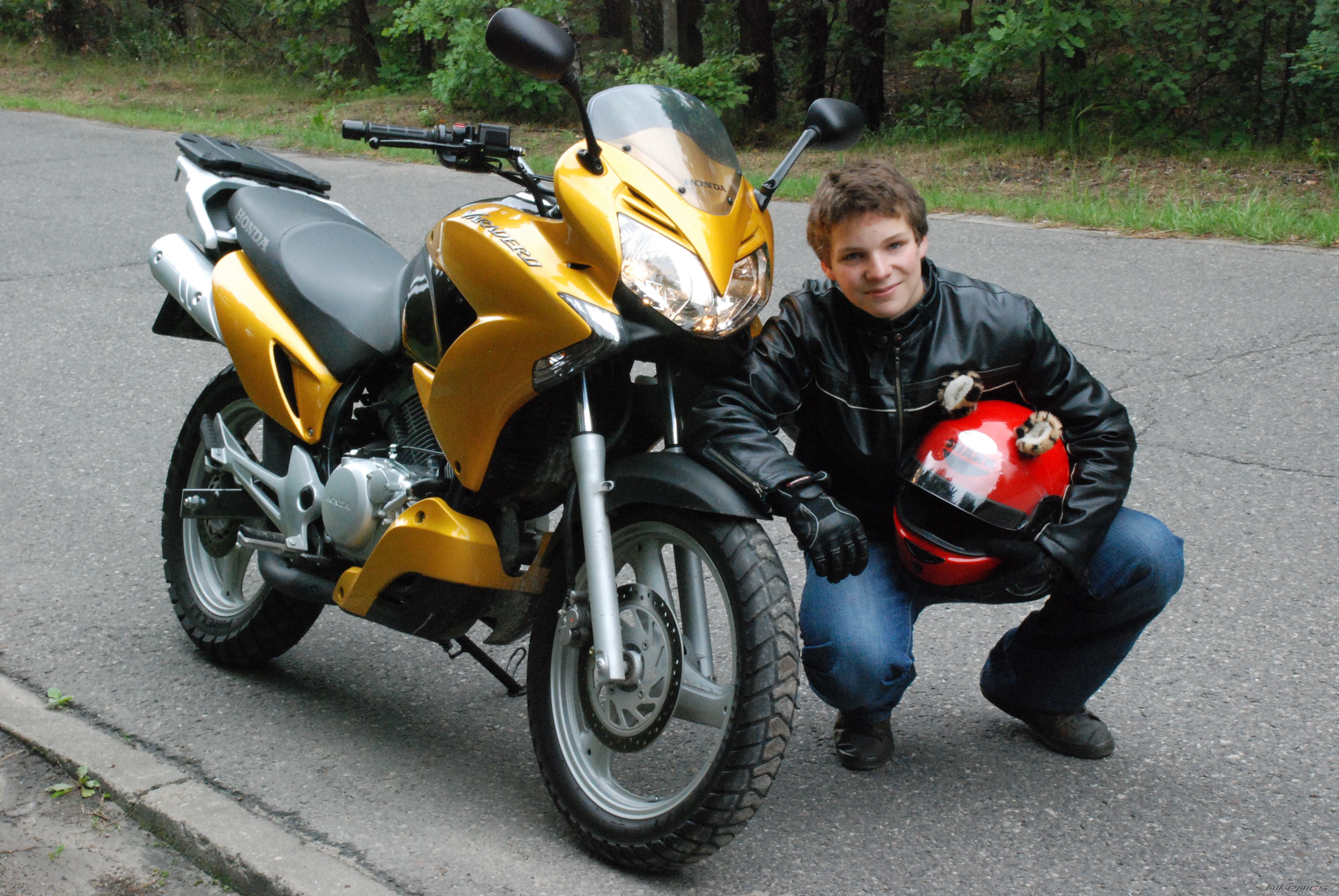    | Picture 1352925 motorcycle photo