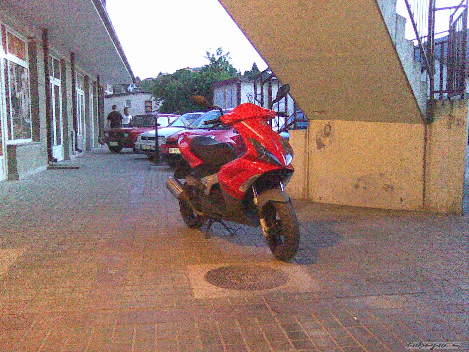 2005 PEUGEOT JET FORCE | Picture 1354742 motorcycle photo
