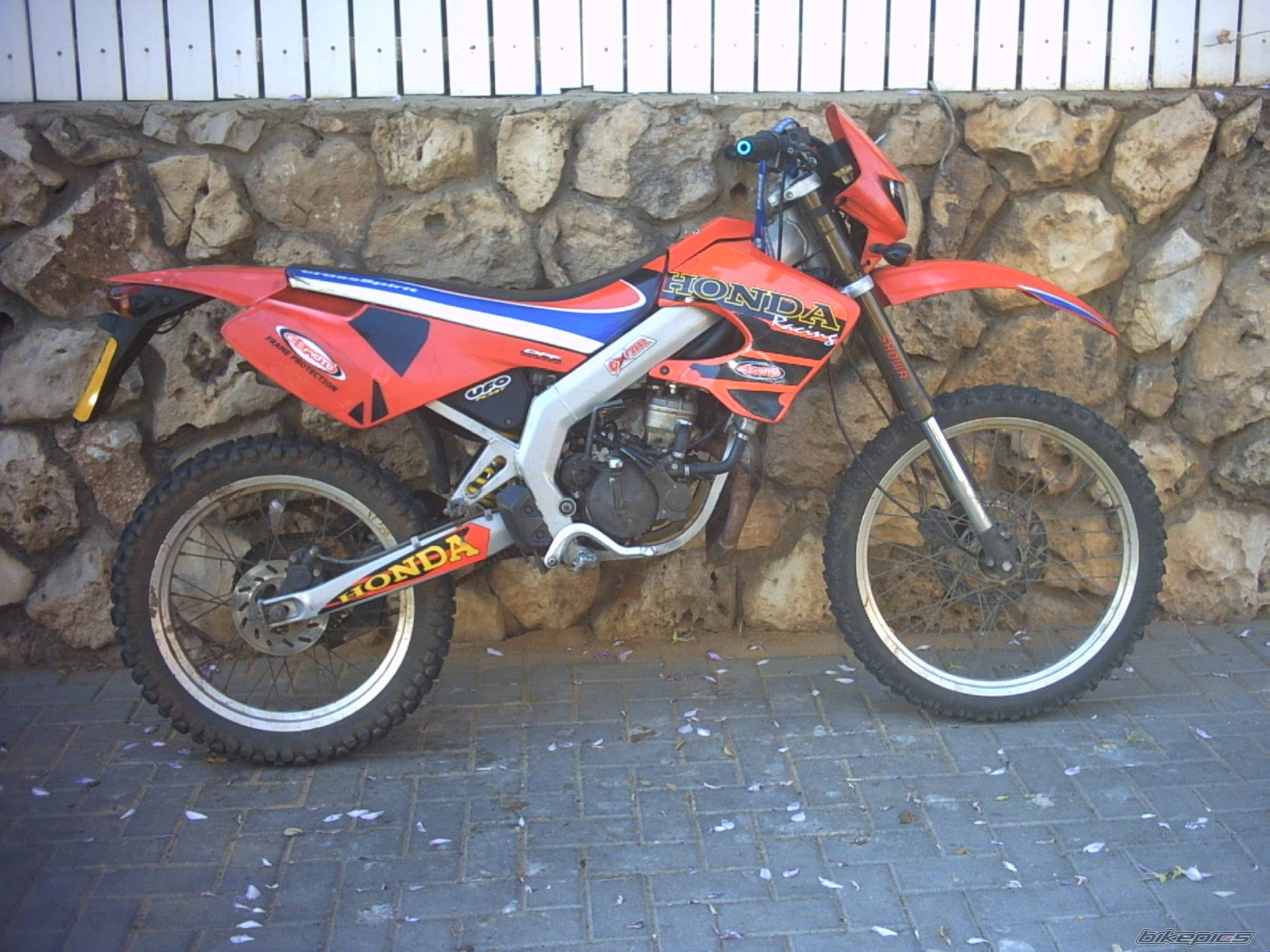 2002 DERBI SENDA R 50 | Picture 135559 motorcycle photo