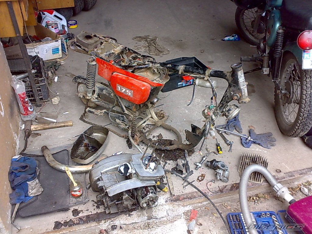 1986 CZ 175 | Picture 1355805 motorcycle photo