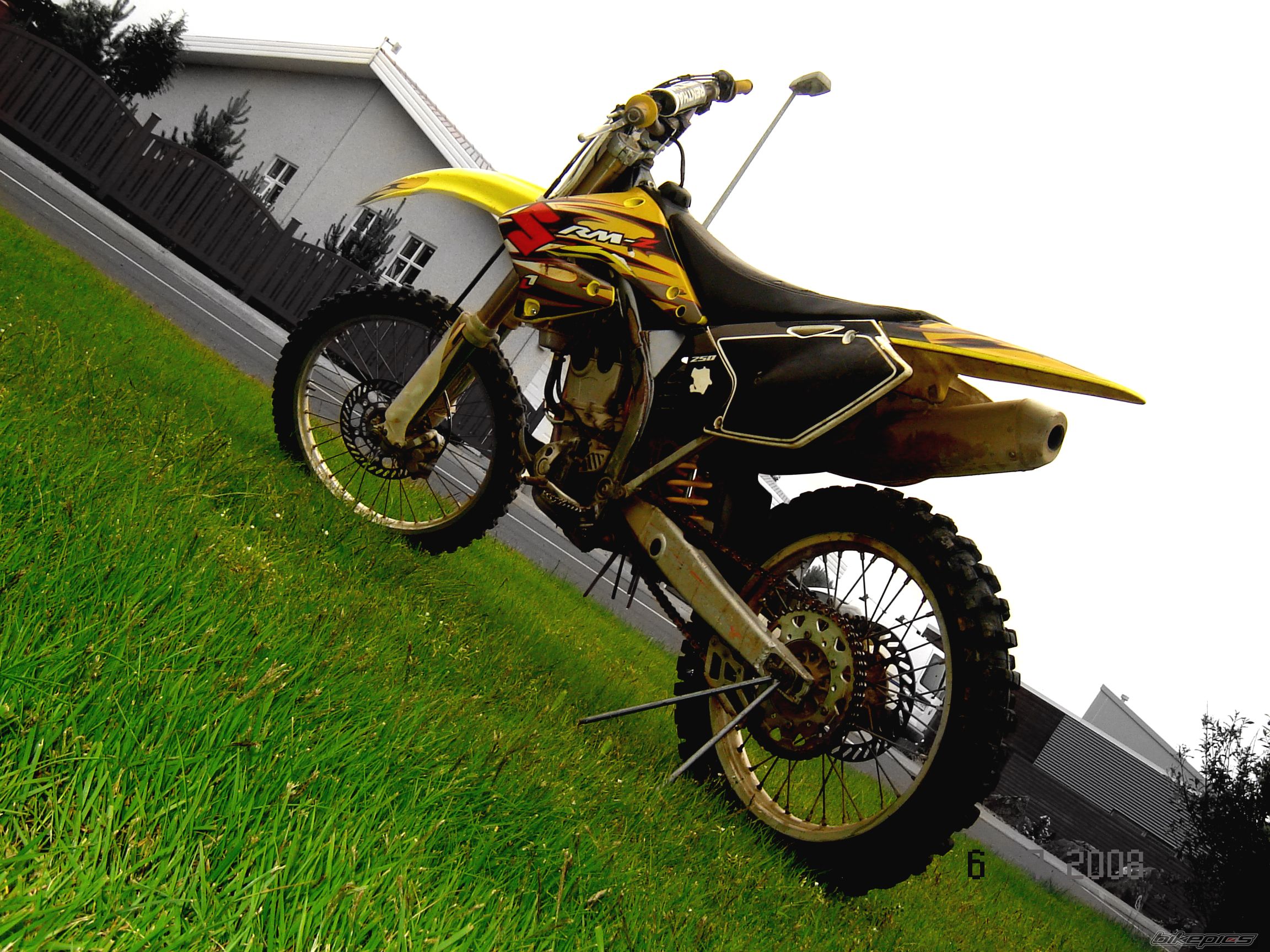 2004 SUZUKI RM 250 Z | Picture 1356187 motorcycle photo