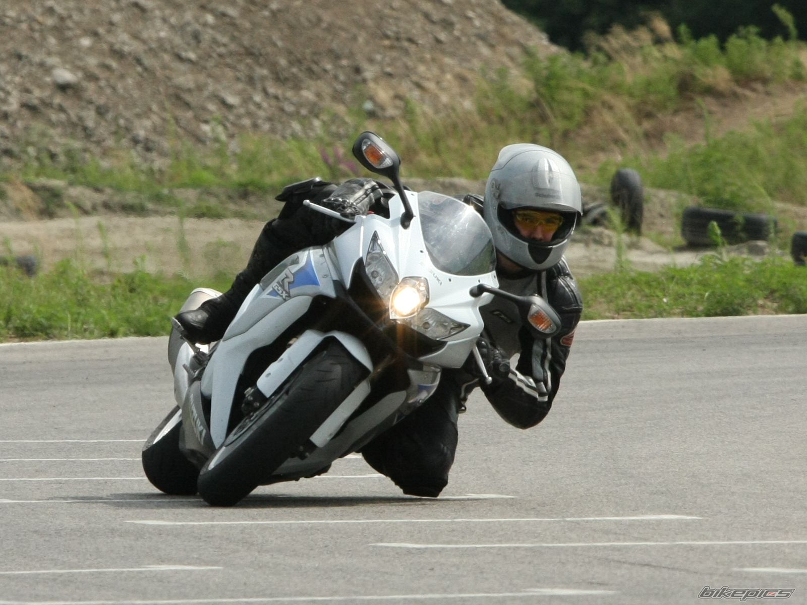 2008 SUZUKI GSX R 600 | Picture 1357722 motorcycle photo