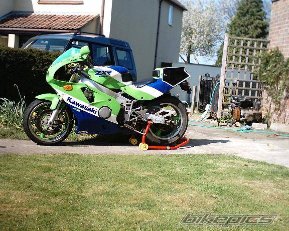 1990 KAWASAKI ZXR 400 | Picture 135859 motorcycle photo