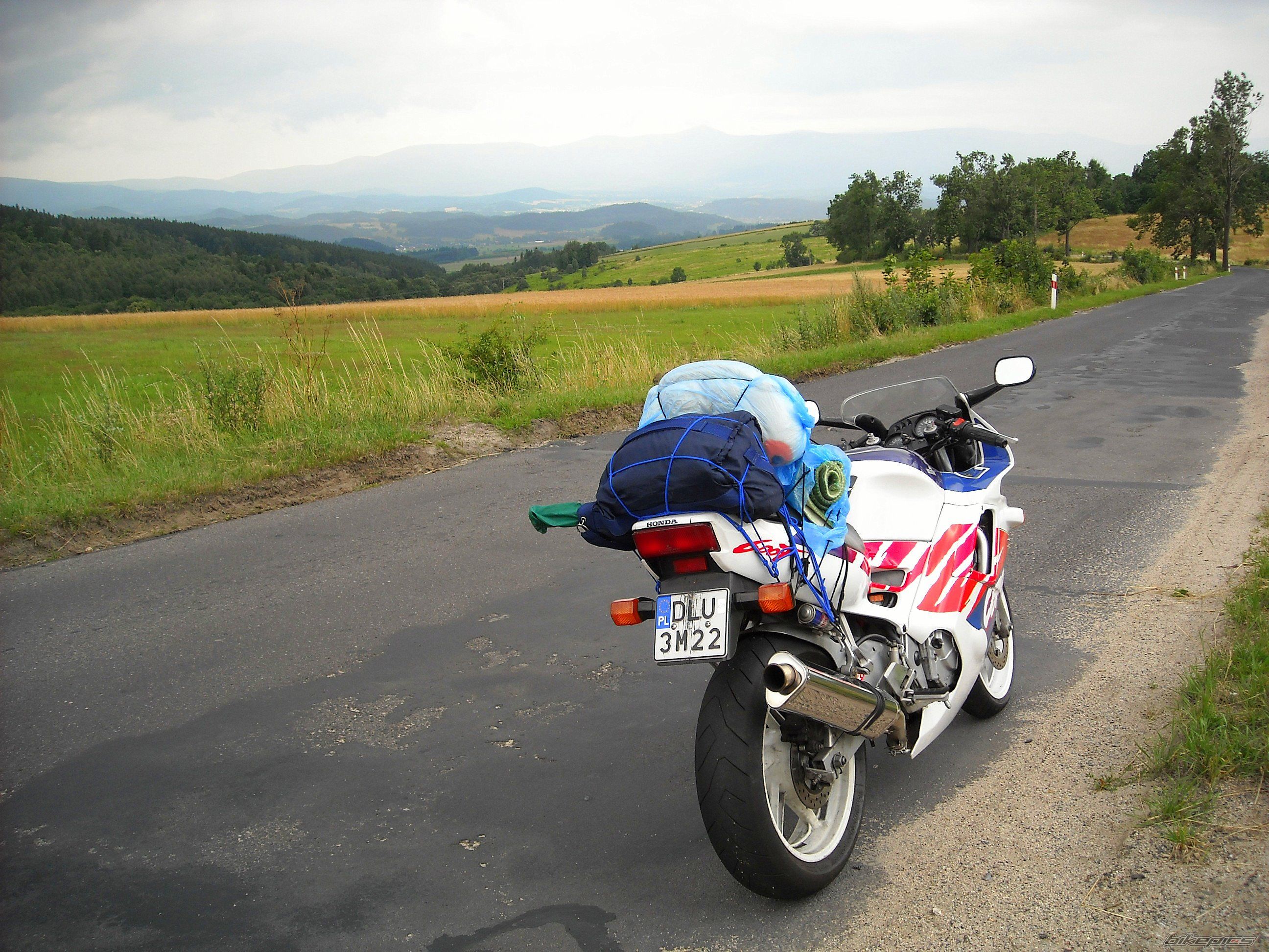 1993 HONDA CBR 600 | Picture 1358775 motorcycle photo