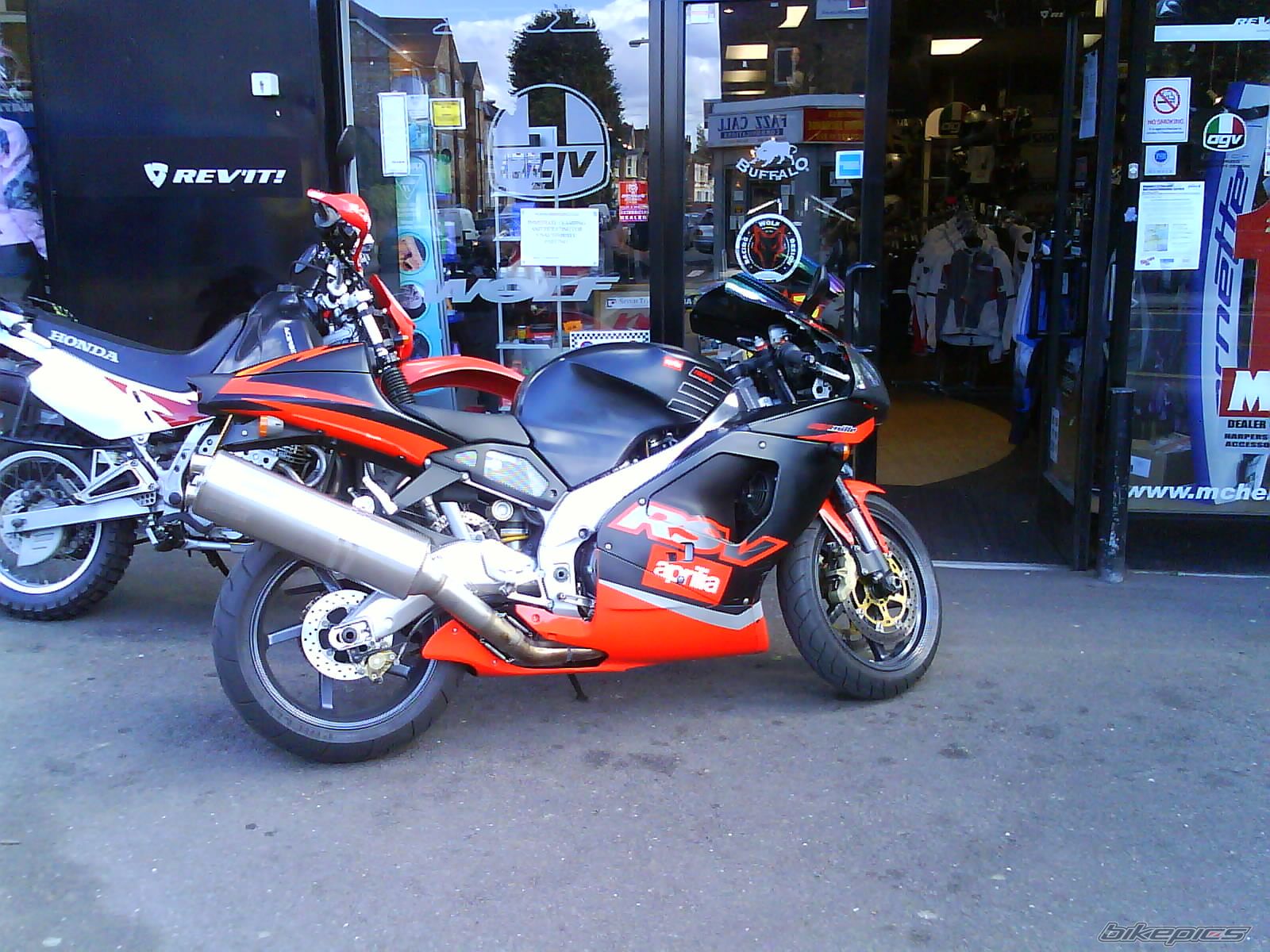 2001 APRILIA RSV 1000 MILLE | Picture 1359415 motorcycle photo
