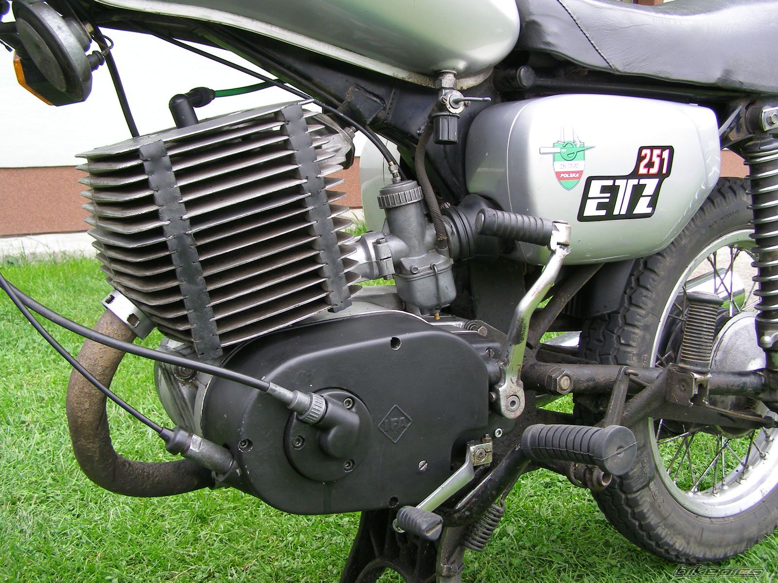1990 MZ ETZ 251 | Picture 1360970 motorcycle photo
