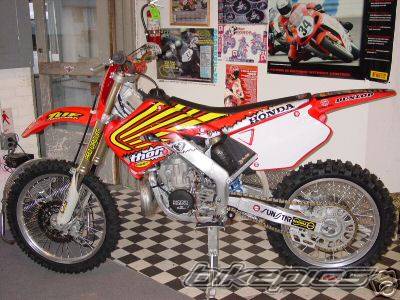 2001 HONDA CR 250 | Picture 136101 motorcycle photo
