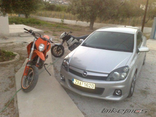 2004 KTM DUKE II | Picture 1361054 motorcycle photo