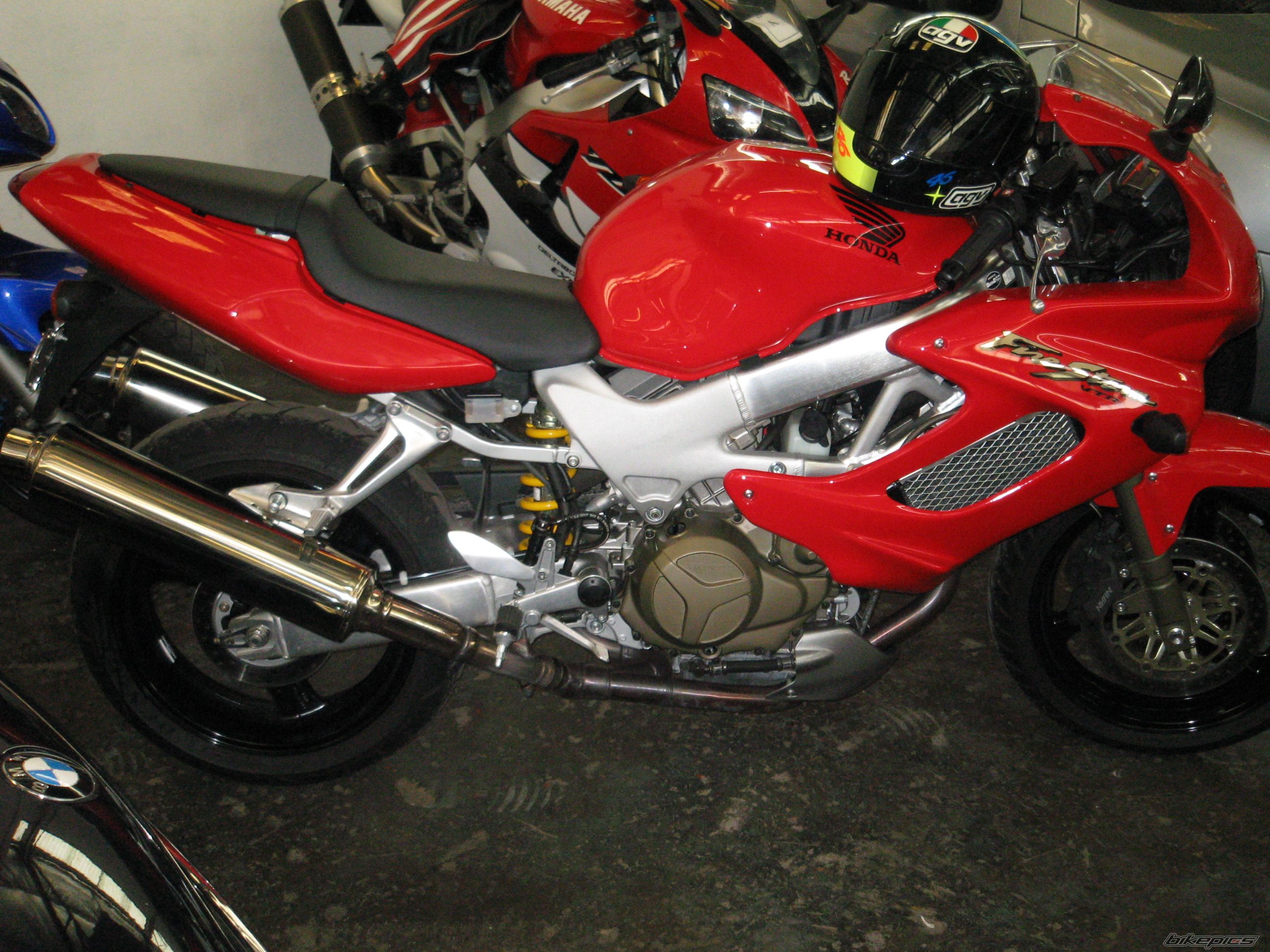 2006 HONDA VTR 1000 | Picture 1362862 motorcycle photo