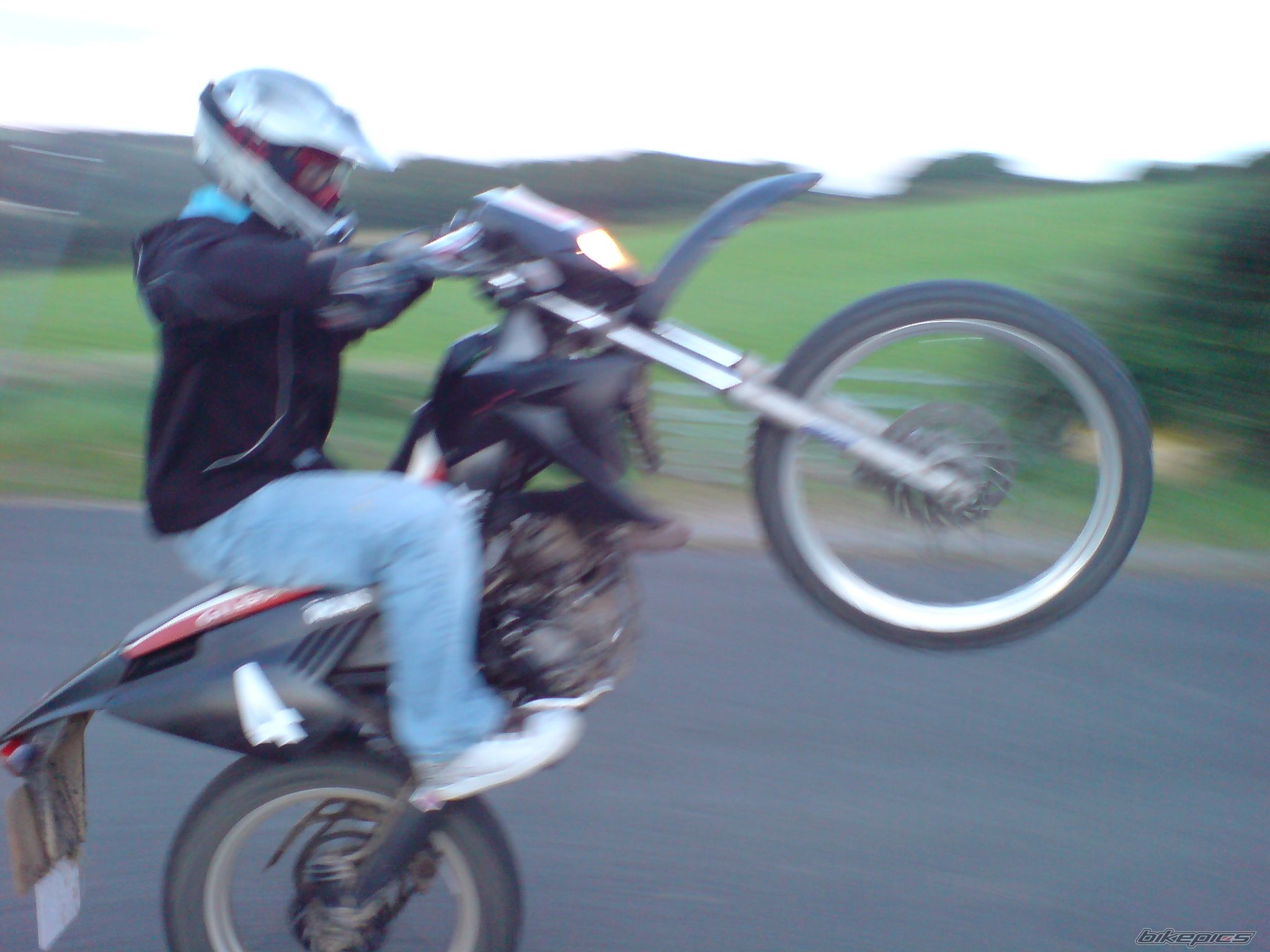 2004 GILERA RCR 50 | Picture 1363044 motorcycle photo