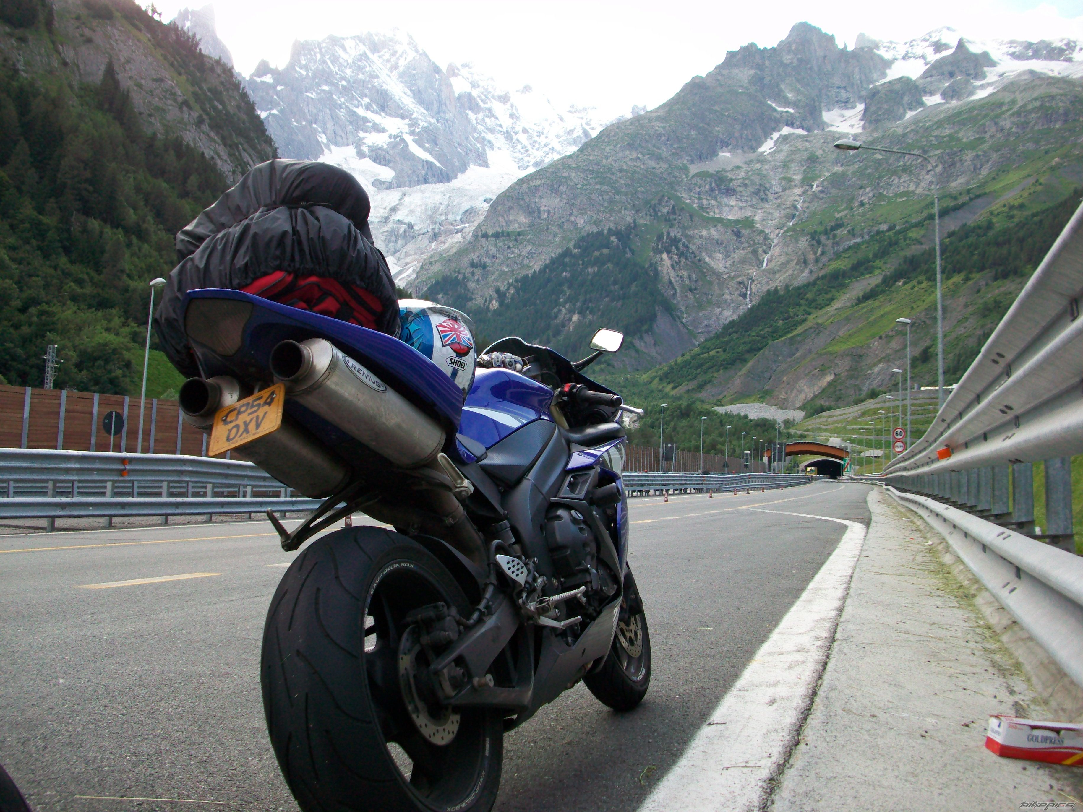 2005 YAMAHA YZF R1 | Picture 1363562 motorcycle photo