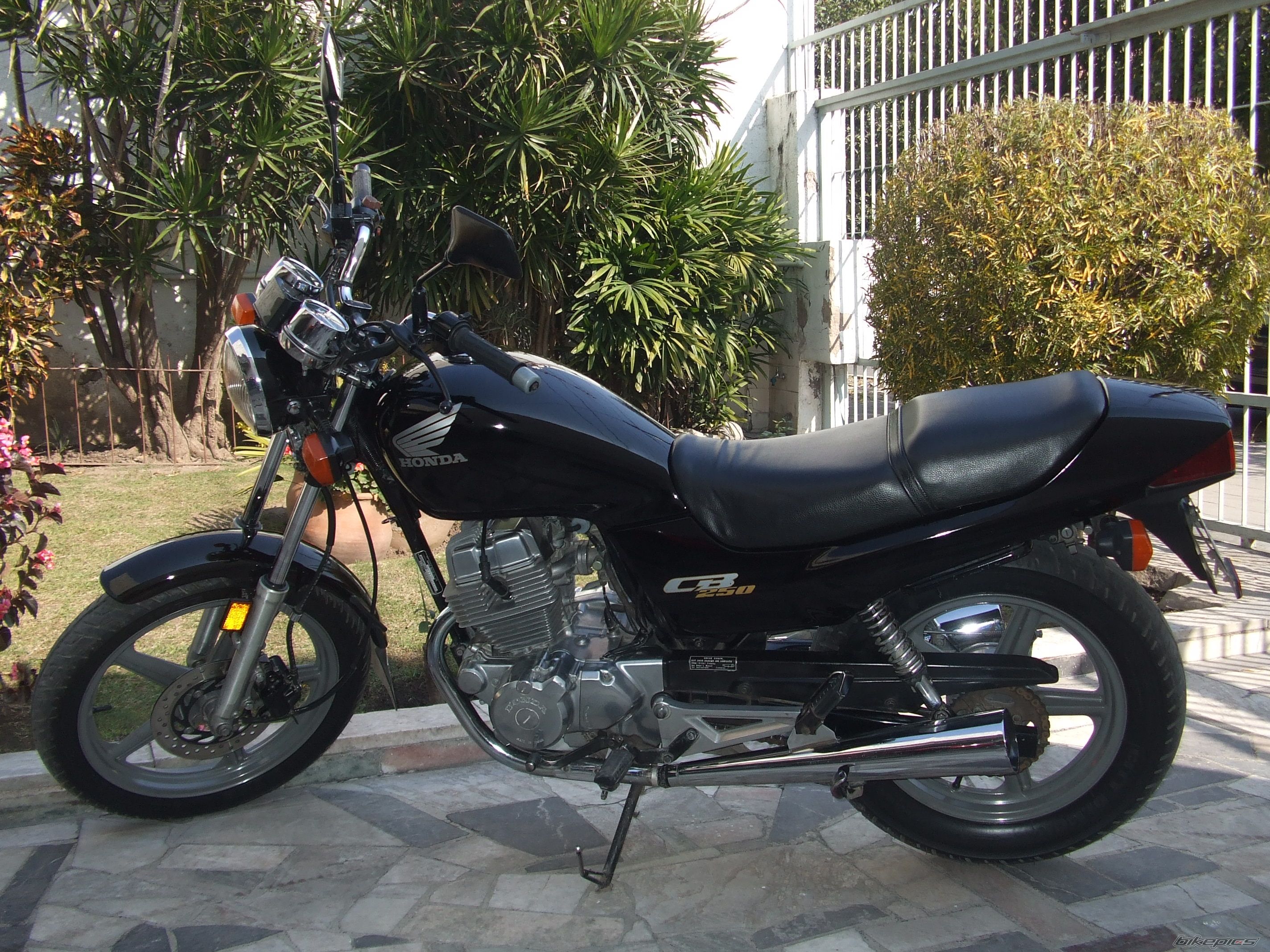 1999 HONDA CB 250 | Picture 1364451 motorcycle photo