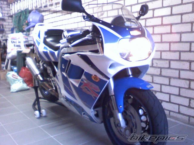 1992 SUZUKI GSX R 1100 | Picture 1366002 motorcycle photo