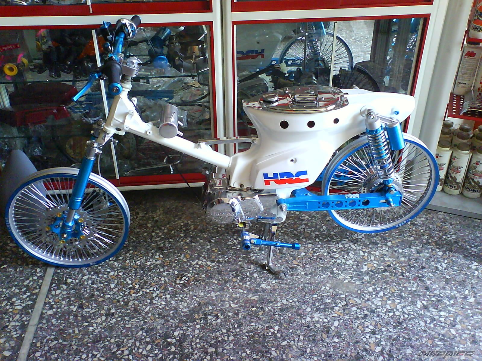 1991 HONDA XR 600 | Picture 1366357 motorcycle photo