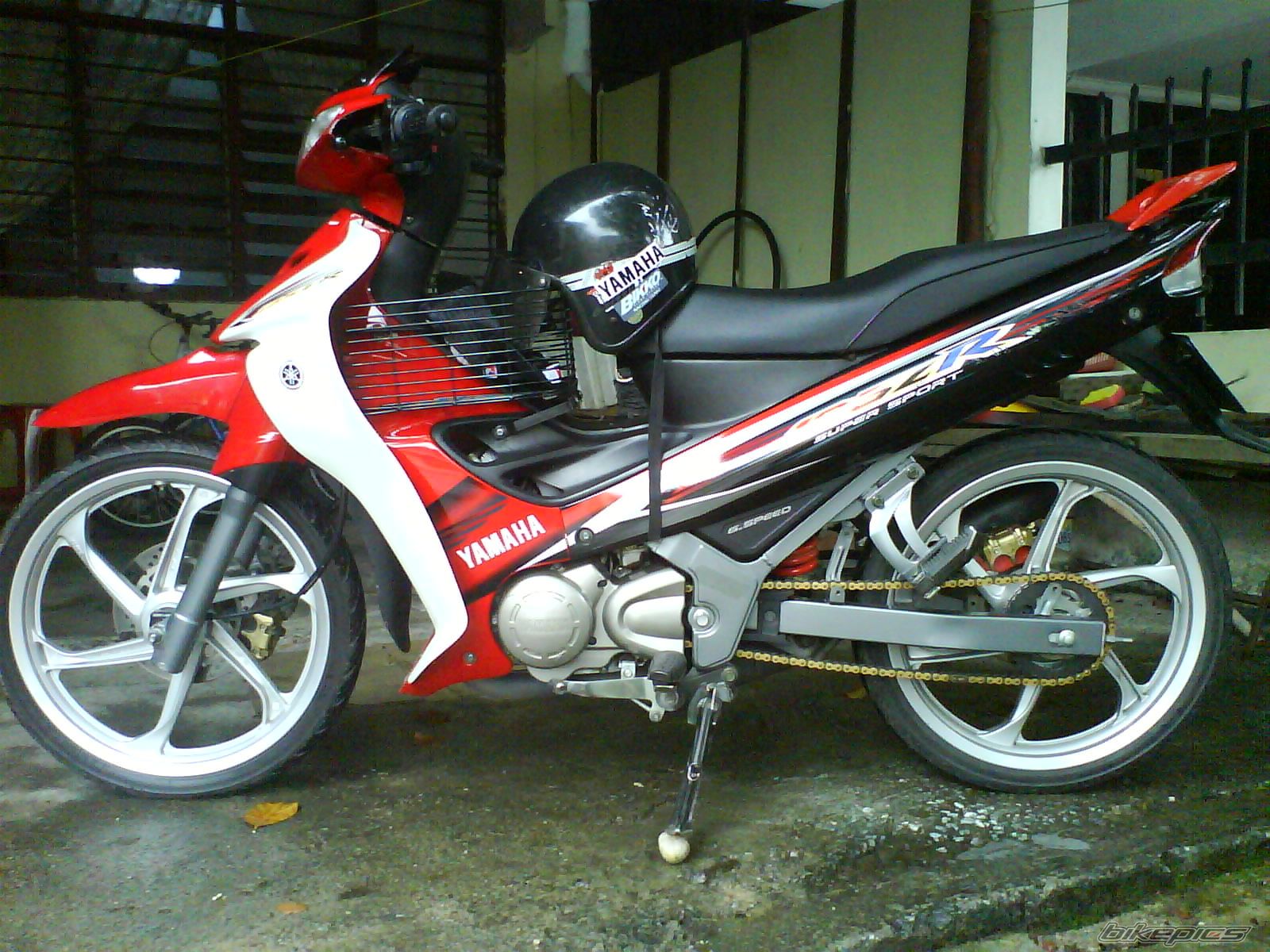 2008 YAMAHA 125 ZR | Picture 1368253 motorcycle photo