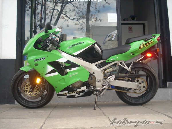 1998 KAWASAKI ZX 9R | Picture 1369303 motorcycle photo