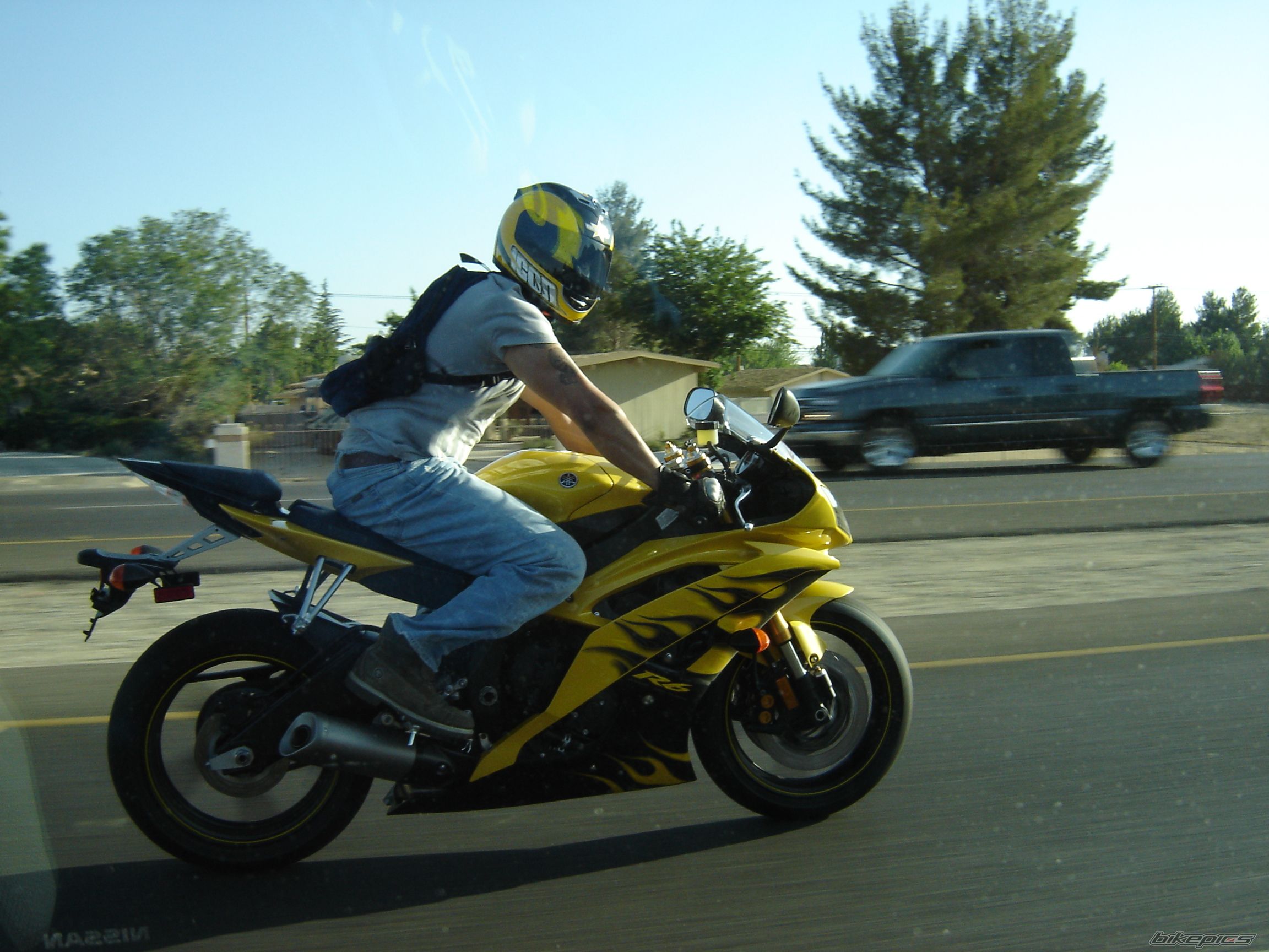 2008 YAMAHA YZF R6 | Picture 1369921 motorcycle photo