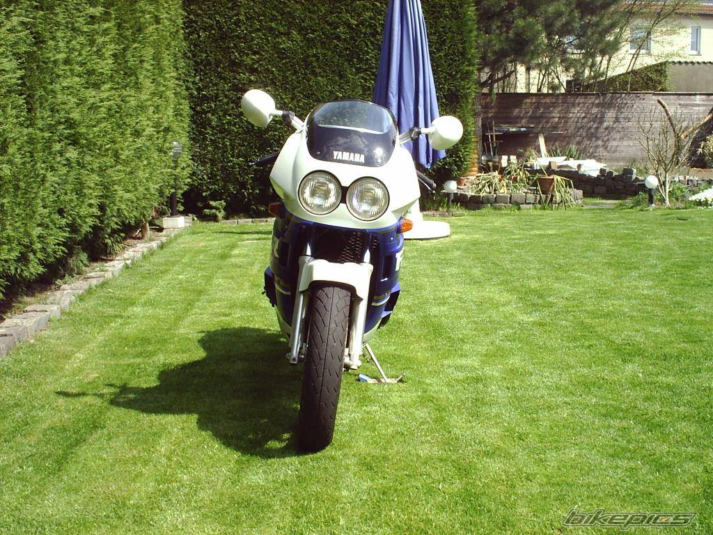 1988 YAMAHA FZR 400 | Picture 136994 motorcycle photo
