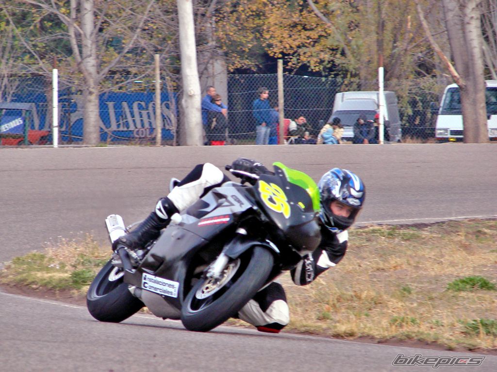 2001 HONDA CBR 600 FS | Picture 1370649 motorcycle photo