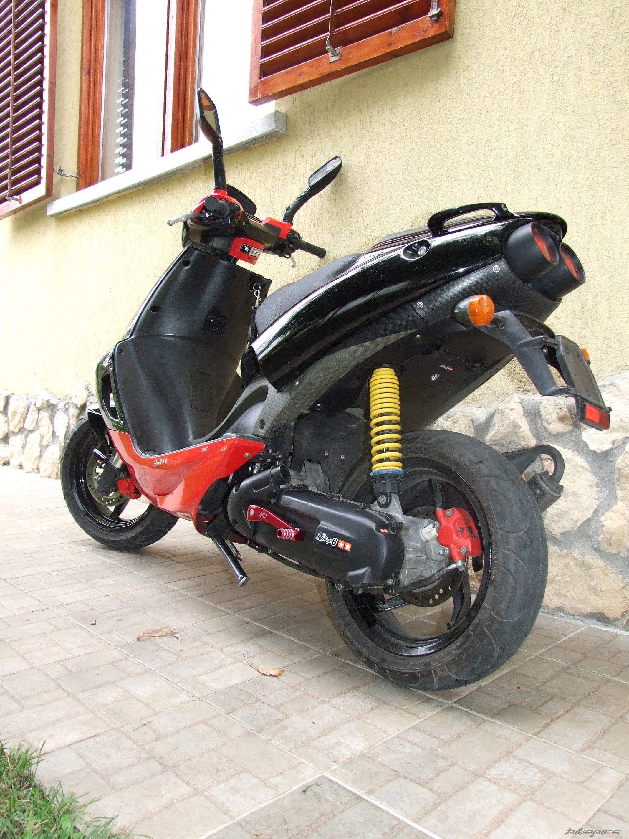 2001 APRILIA SR 50 | Picture 1371389 motorcycle photo