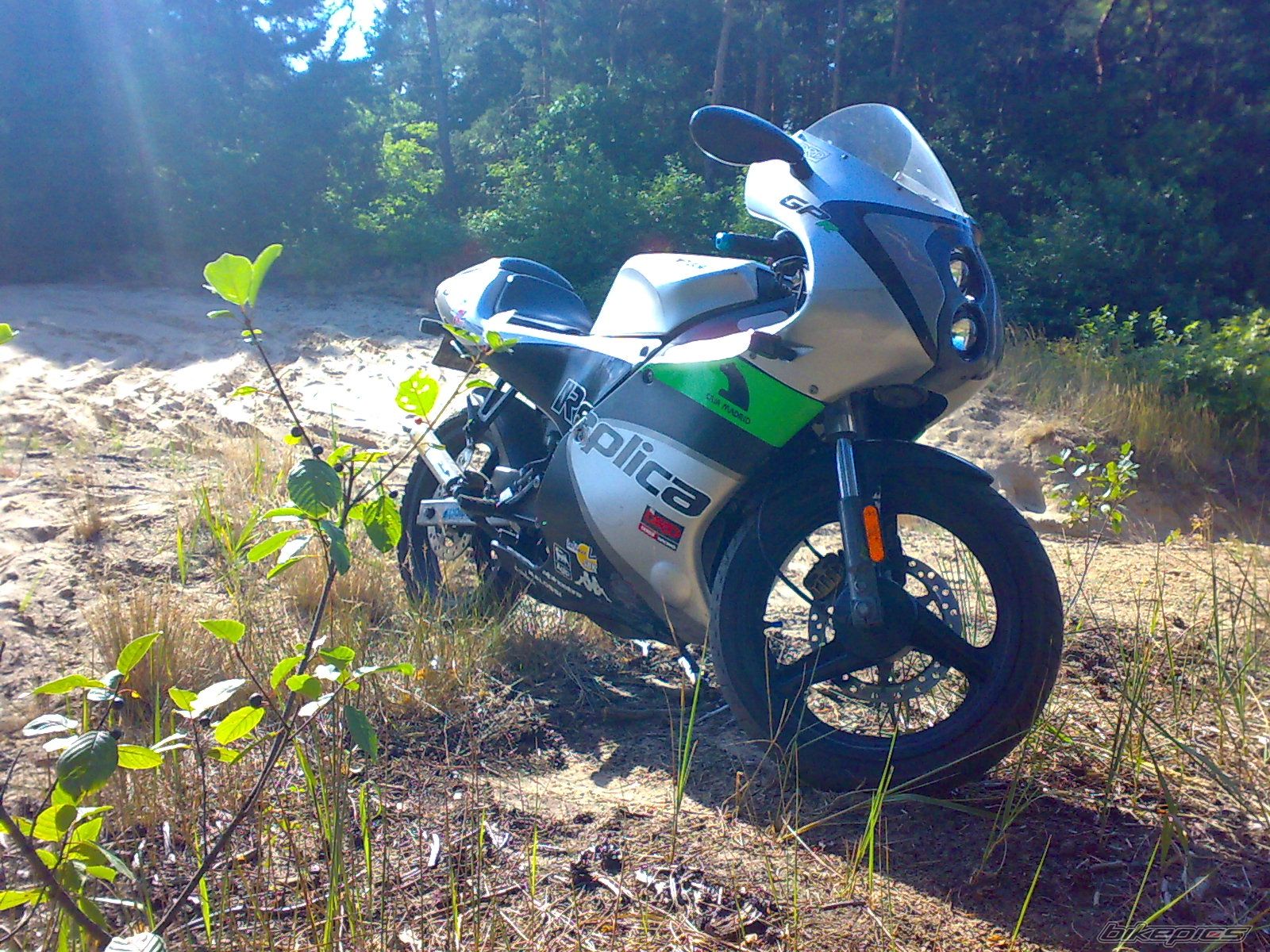2004 DERBI GPR 50 REPLICA | Picture 1371452 motorcycle photo
