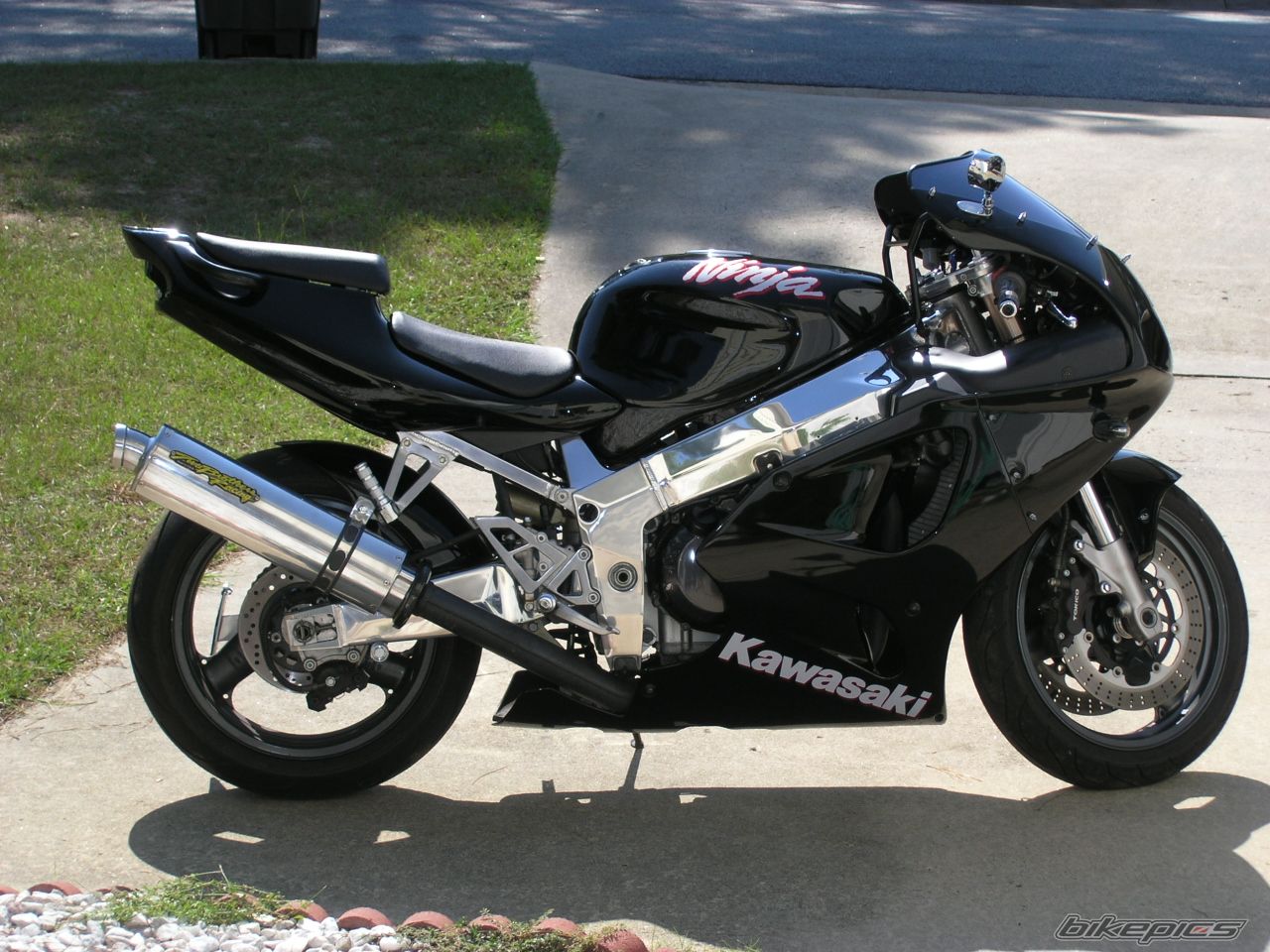 1997 KAWASAKI ZX 7R | Picture 1371600 motorcycle photo