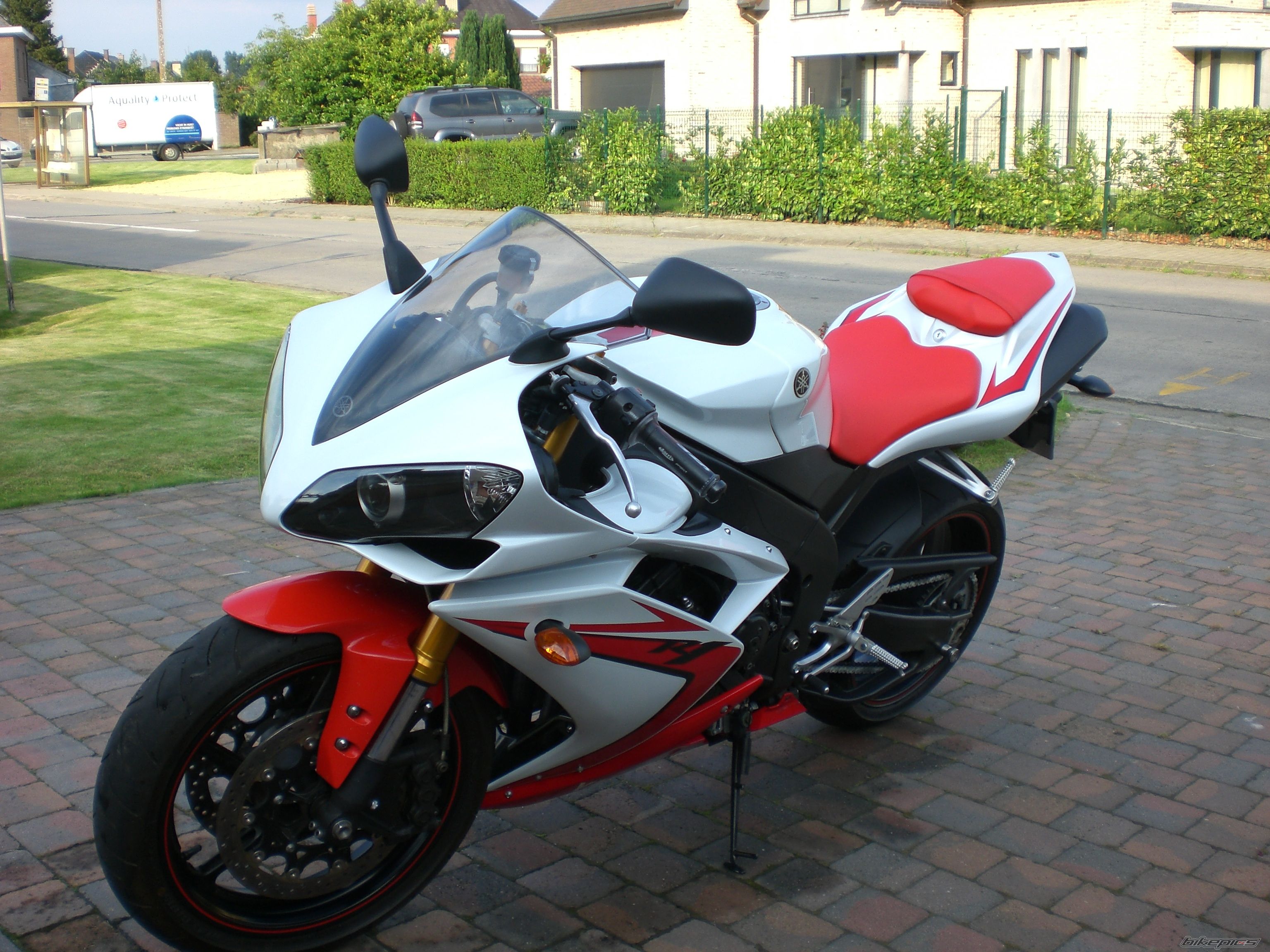 2007 YAMAHA YZF R1 | Picture 1373949 motorcycle photo