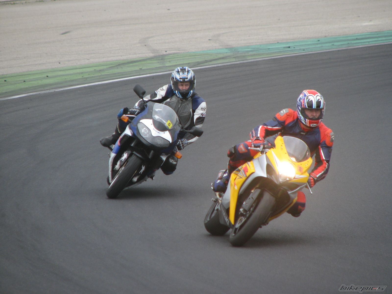 1999 SUZUKI TL1000R | Picture 1376406 motorcycle photo