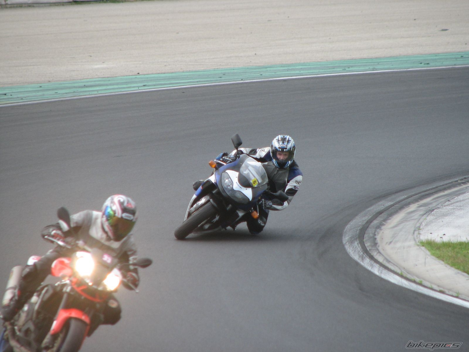 1999 SUZUKI TL1000R | Picture 1376409 motorcycle photo