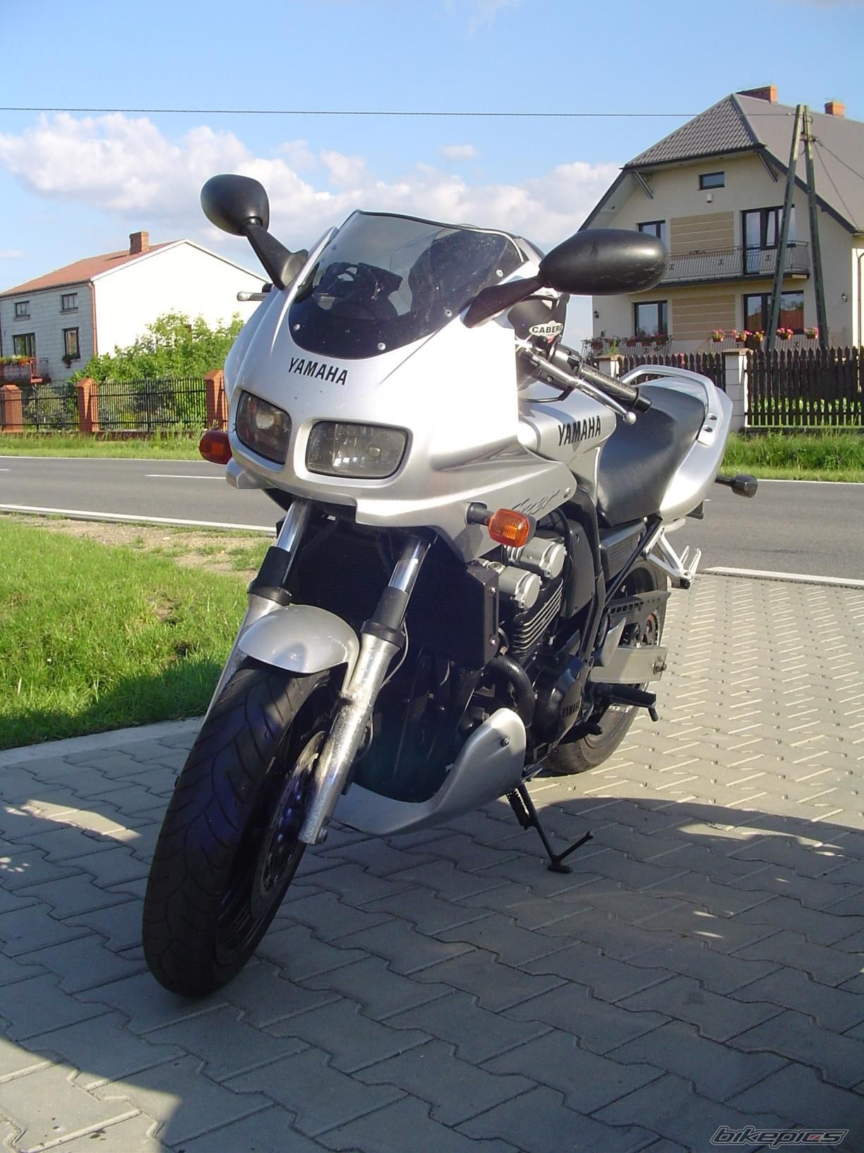 1999 YAMAHA FZS 600 FAZER | Picture 1376861 motorcycle photo