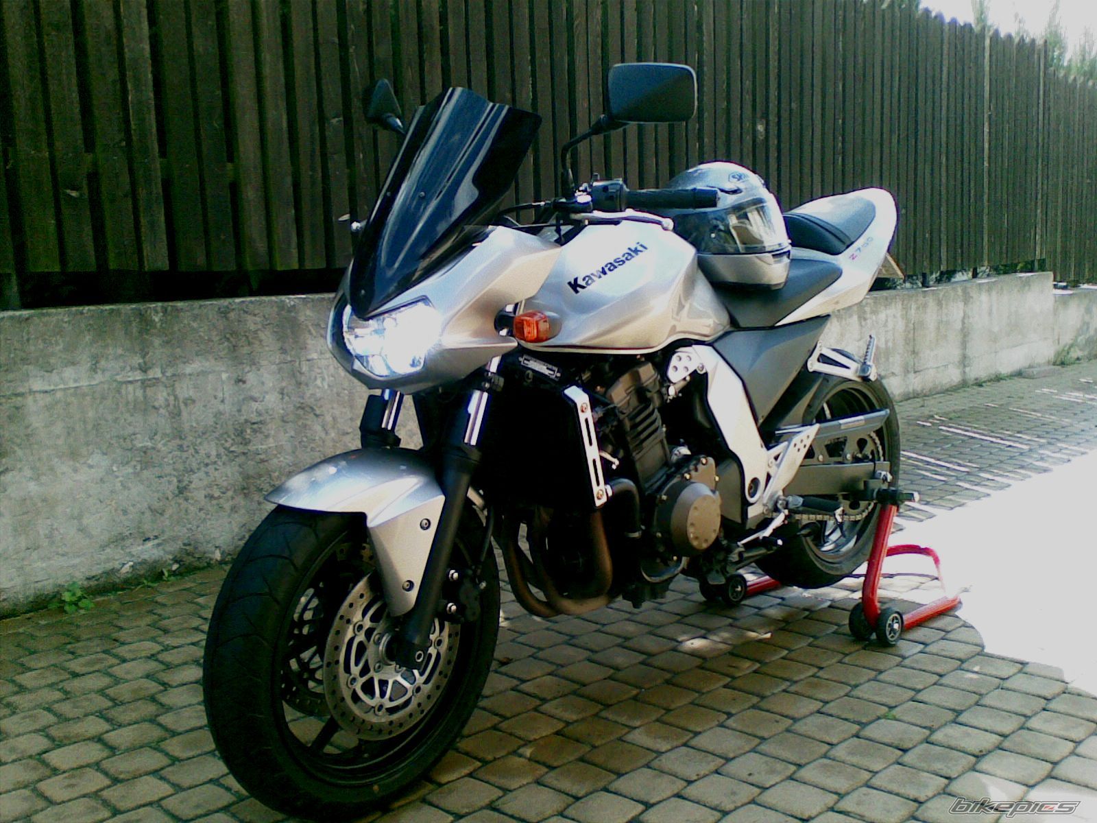 2006 KAWASAKI Z 750 | Picture 1376903 motorcycle photo