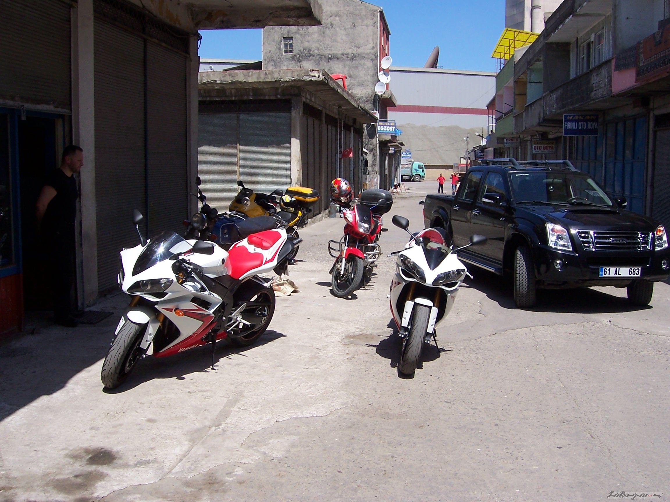2008 YAMAHA YZF R1 | Picture 1379838 motorcycle photo