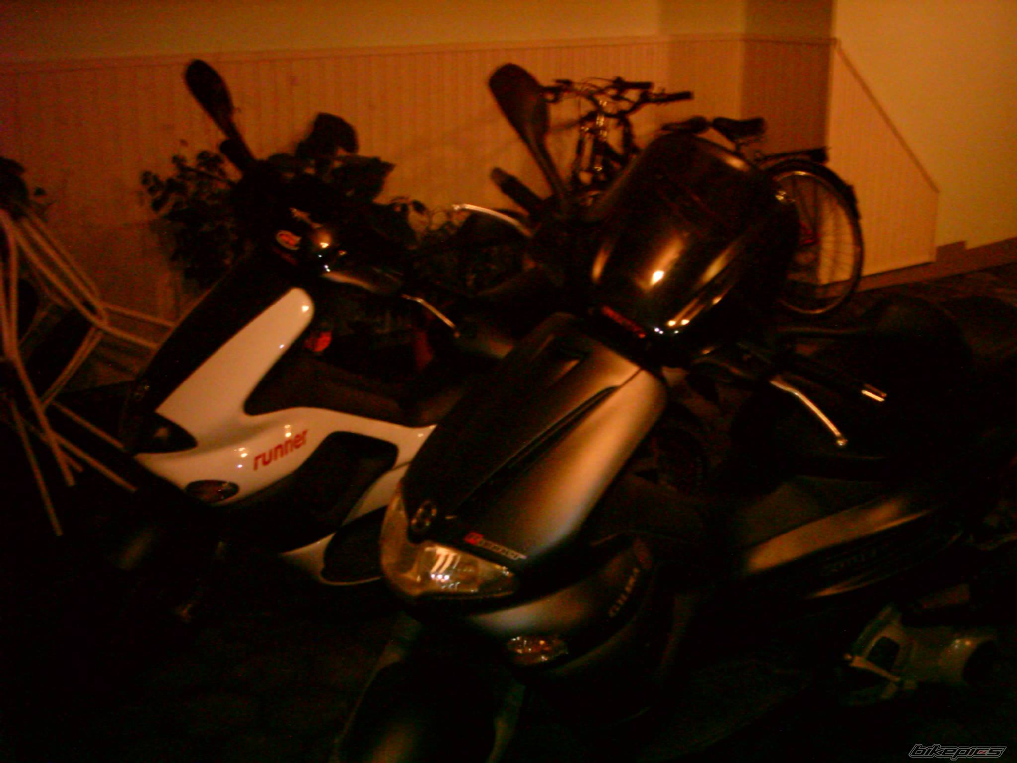 2003 GILERA RUNNER 200 VXR | Picture 137991 motorcycle photo
