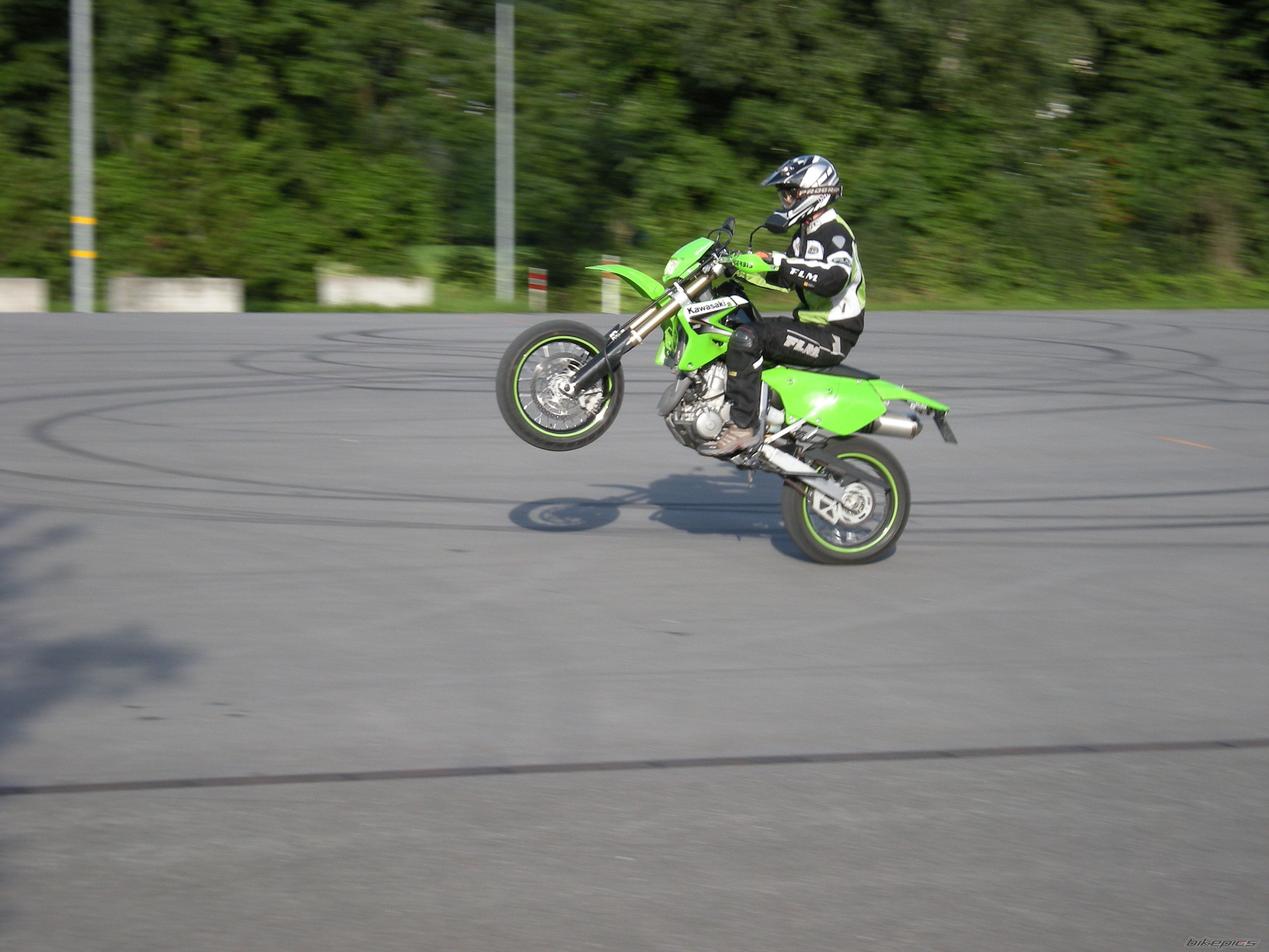 2005 KAWASAKI KLX 400 | Picture 1379939 motorcycle photo
