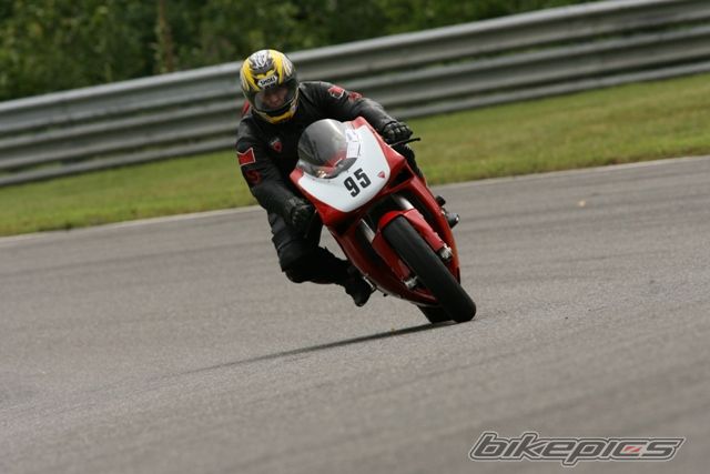 2001 DUCATI 748 | Picture 1379952 motorcycle photo