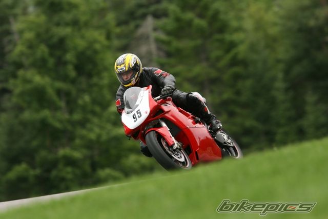 2001 DUCATI 748 | Picture 1379970 motorcycle photo
