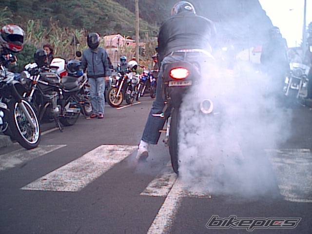 2000 KAWASAKI ZR 7 | Picture 138022 motorcycle photo