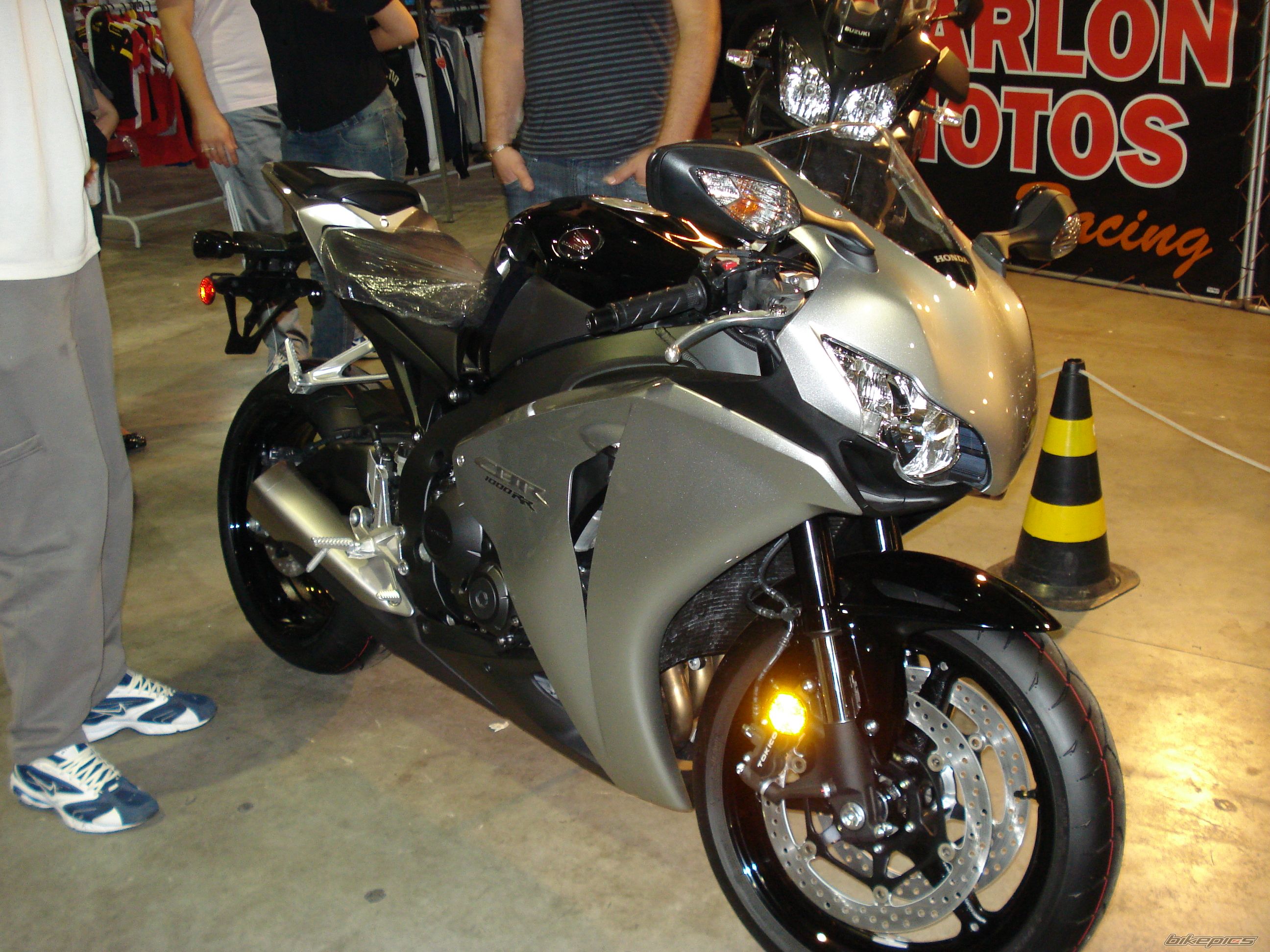 2008 HONDA CBR 1000  RR | Picture 1380686 motorcycle photo