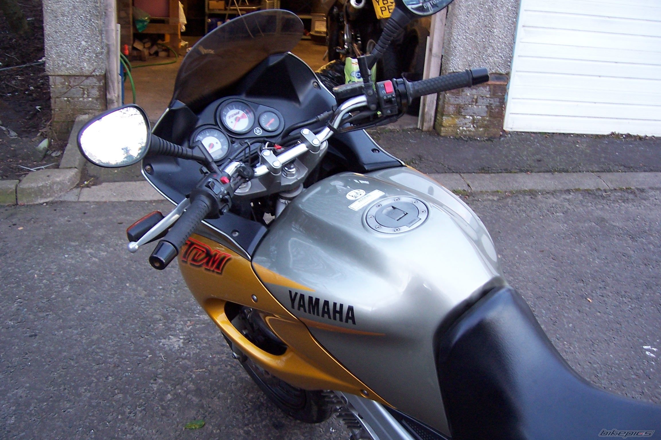 1999 YAMAHA TDM 850 | Picture 1383302 motorcycle photo