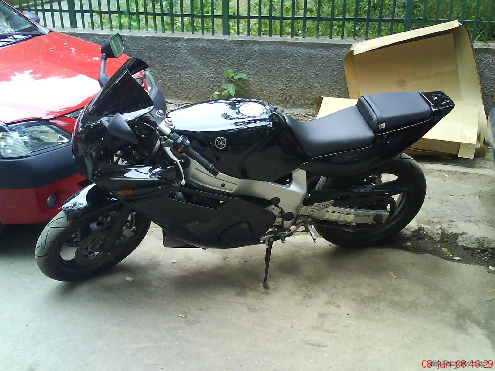 1991 YAMAHA FZR 600 | Picture 1384919 motorcycle photo