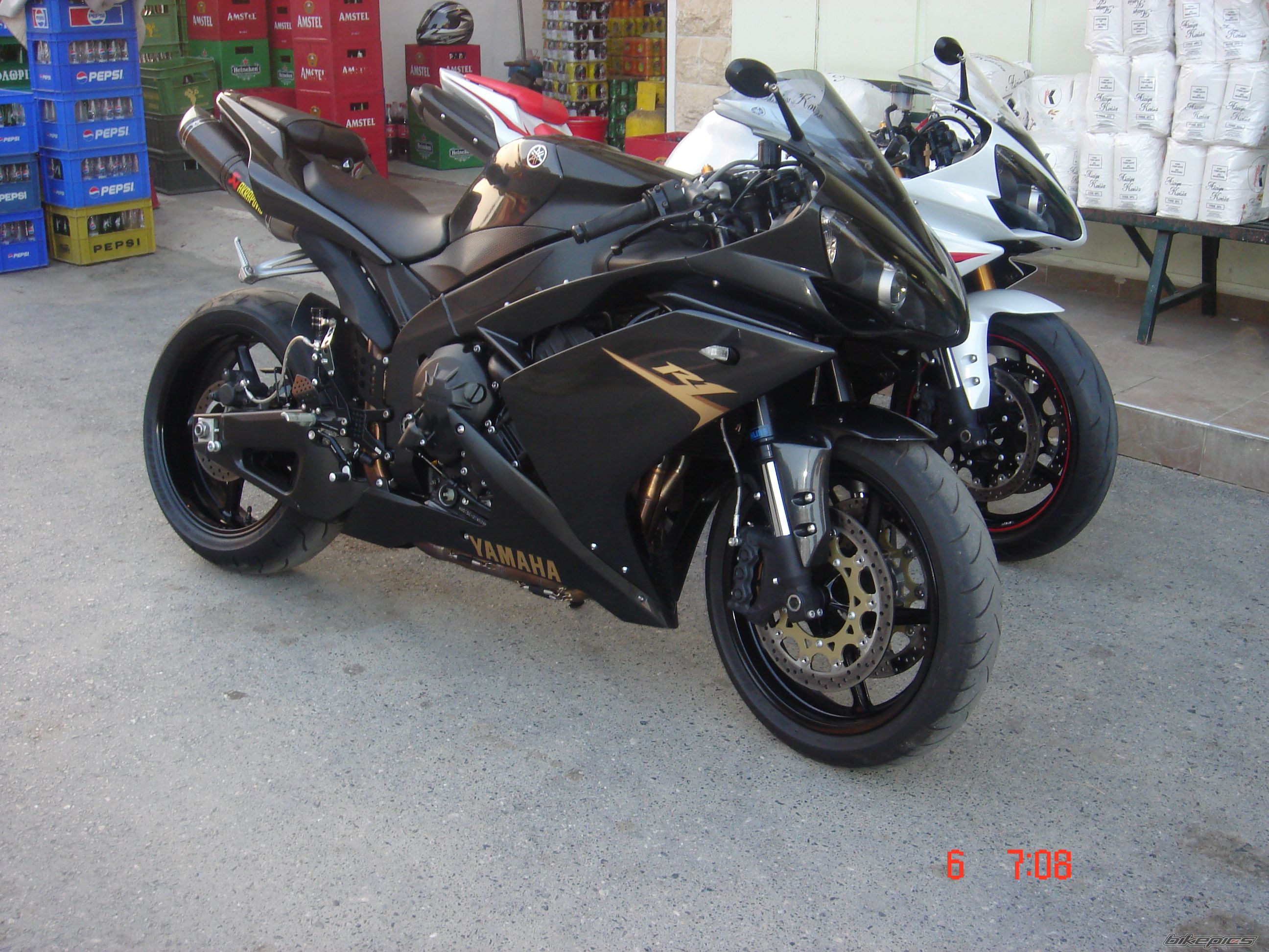 2008 YAMAHA YZF R1 | Picture 1385002 motorcycle photo