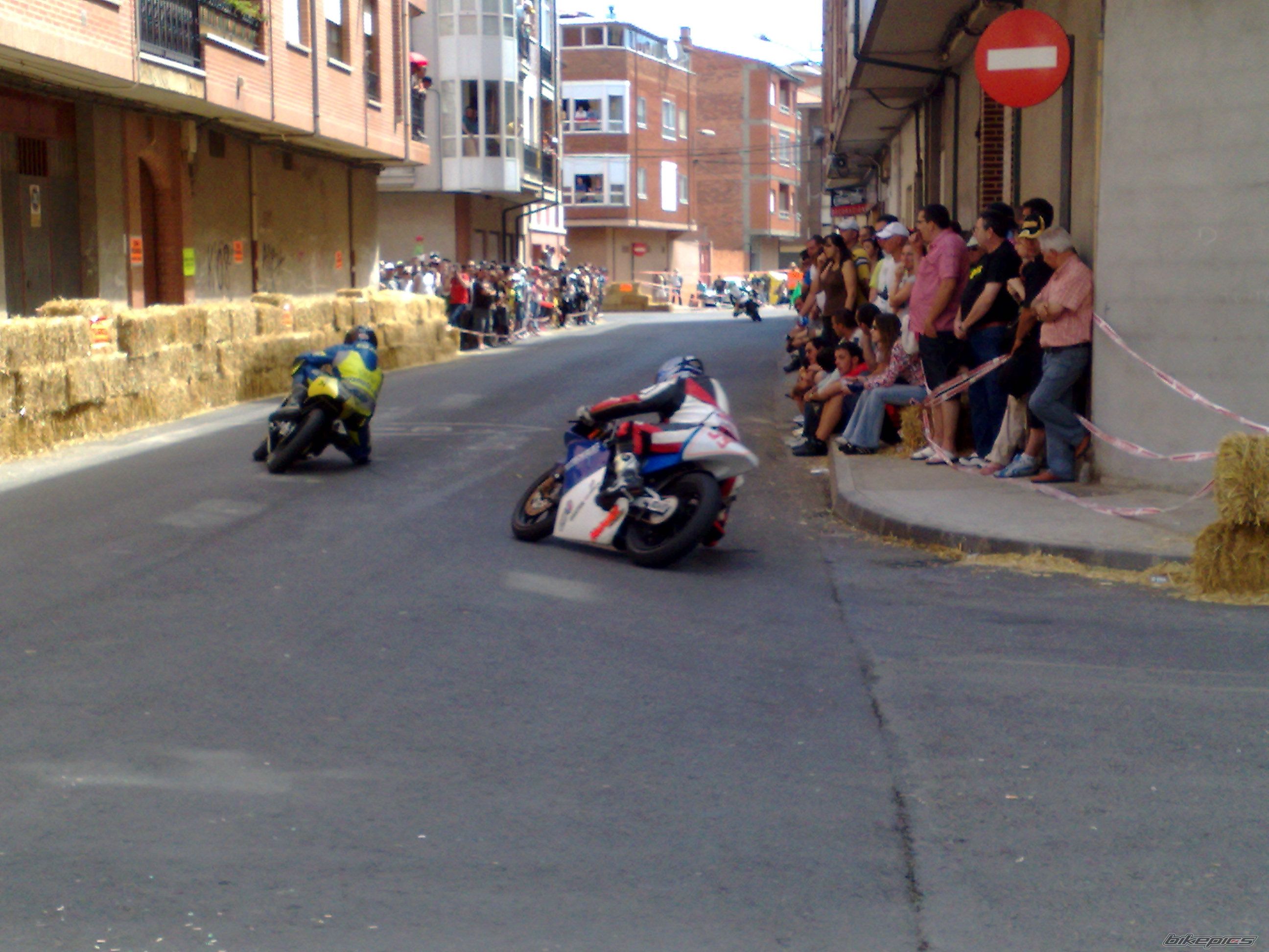    | Picture 1385988 motorcycle photo