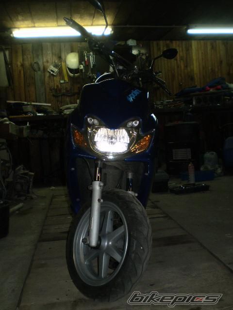 2004 YAMAHA JOG R CS 50 | Picture 1387184 motorcycle photo