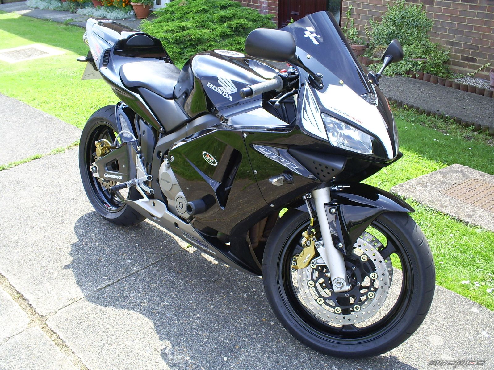 2003 HONDA CBR 600 RR | Picture 1387662 motorcycle photo