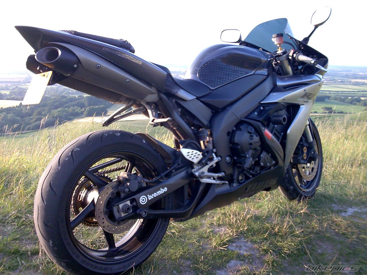 2004 YAMAHA YZF R1 | Picture 1387701 motorcycle photo