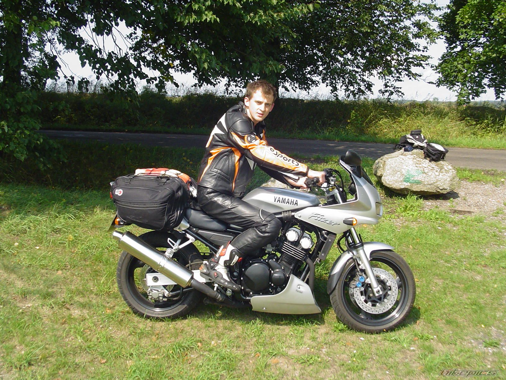 1999 YAMAHA FZS 600 FAZER | Picture 1389214 motorcycle photo