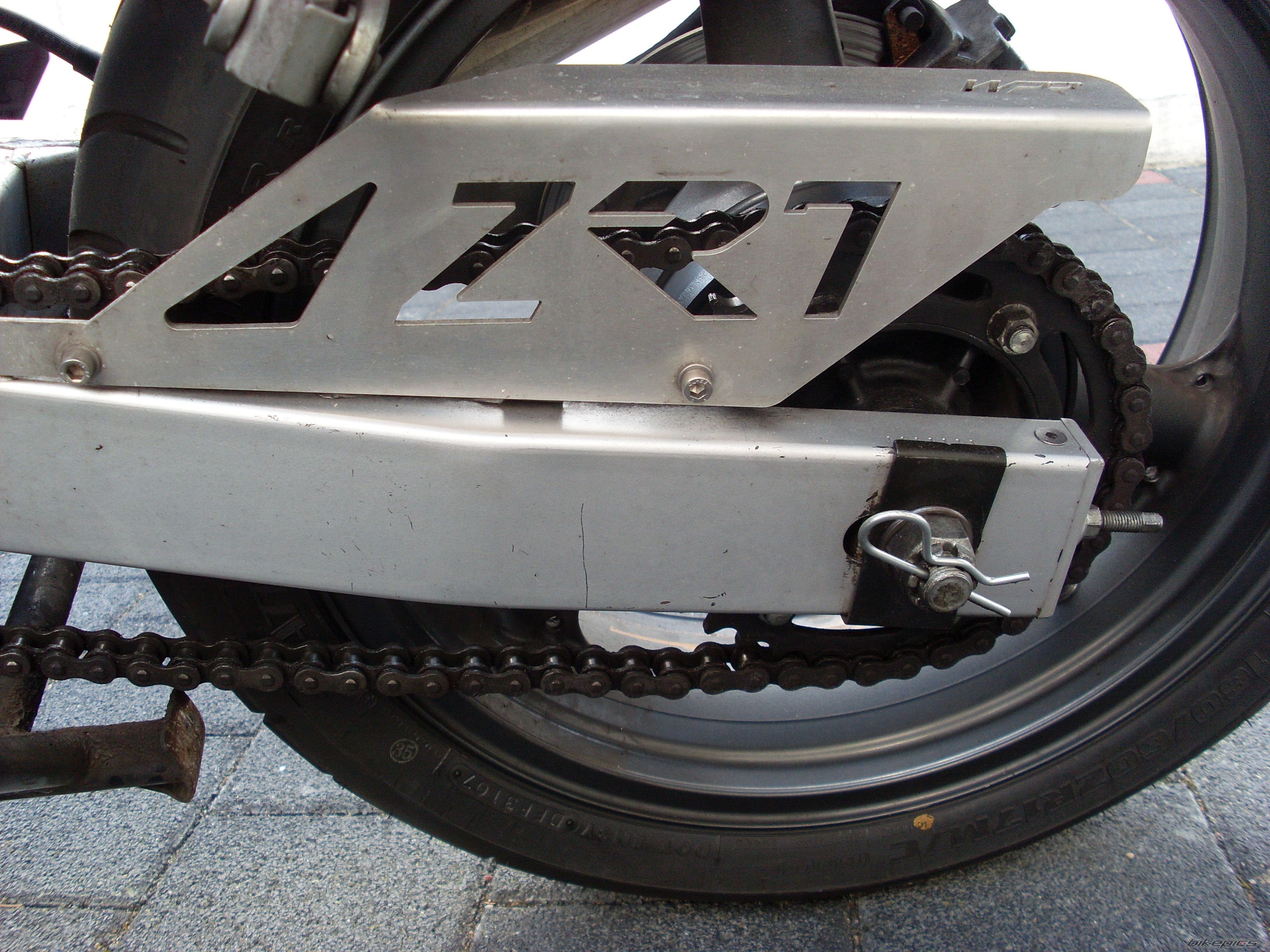 2000 KAWASAKI ZR 7 | Picture 1389231 motorcycle photo