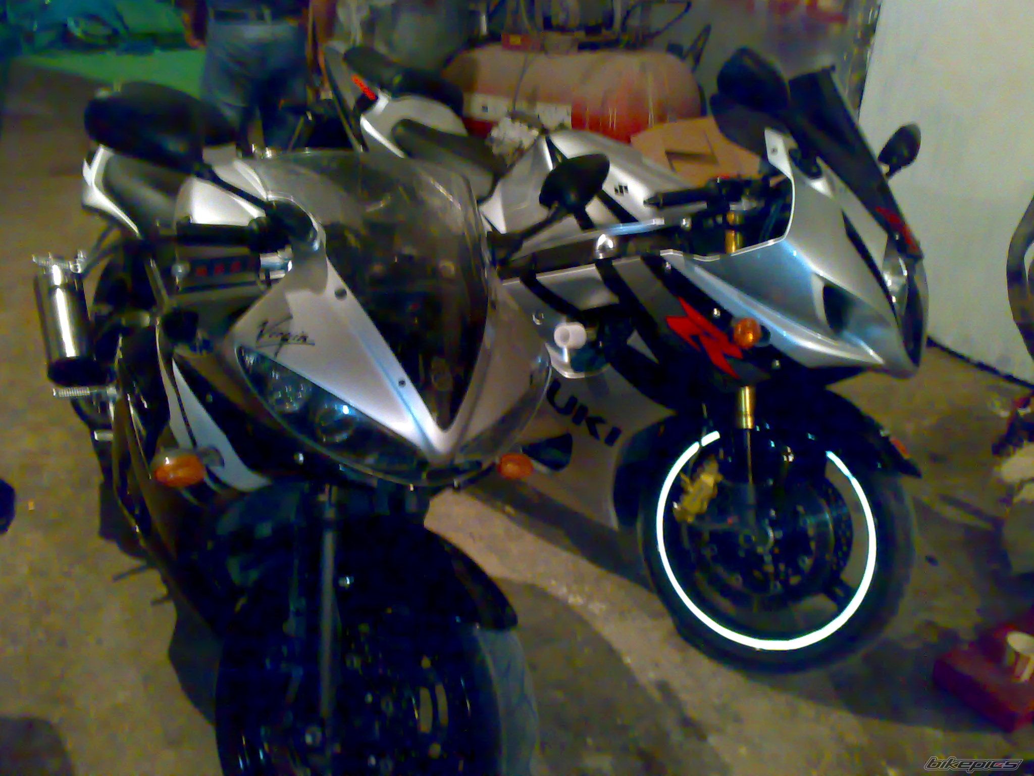 2004 YAMAHA YZF R6 | Picture 1391416 motorcycle photo