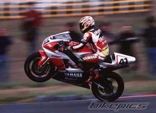 2001 YAMAHA YZF R1 | Picture 13930 motorcycle photo
