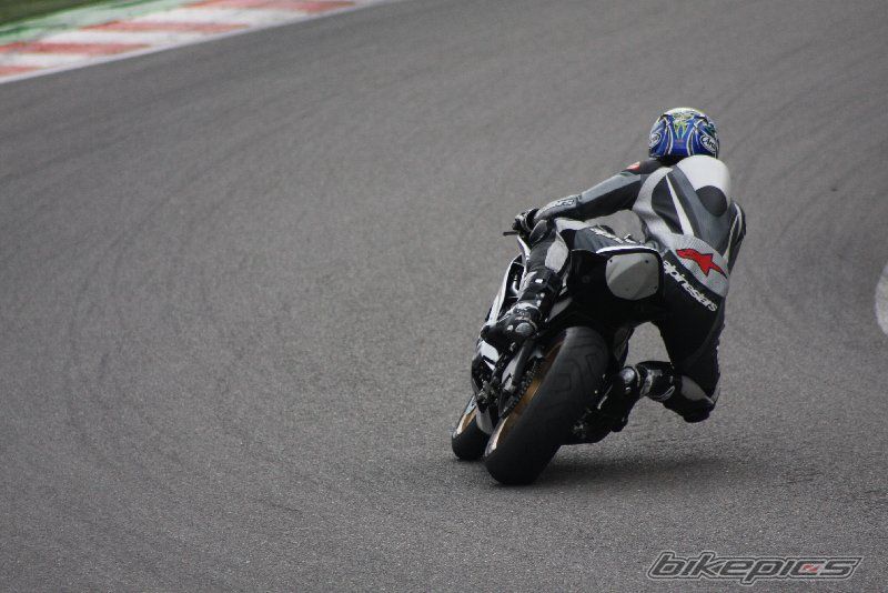 2008 YAMAHA YZF R6 | Picture 1393175 motorcycle photo